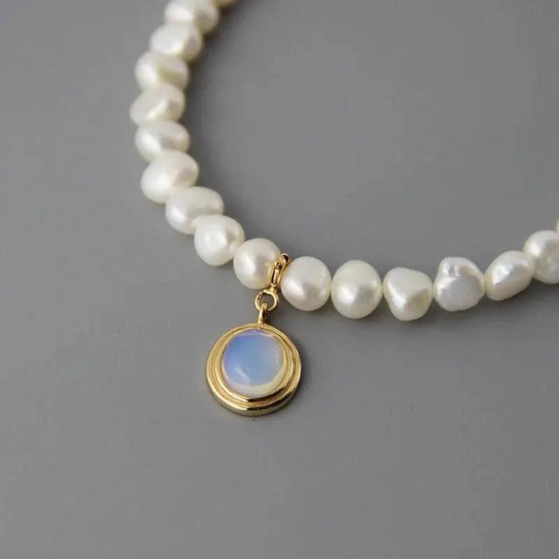 Round Medal Pearl Necklace Irregular Pearl