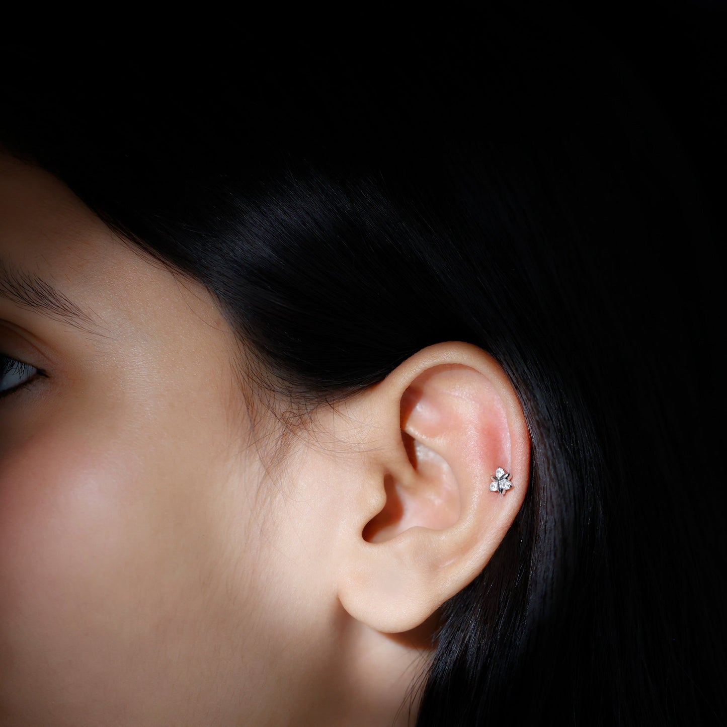 Round Moissanite Flower Cartilage Earring