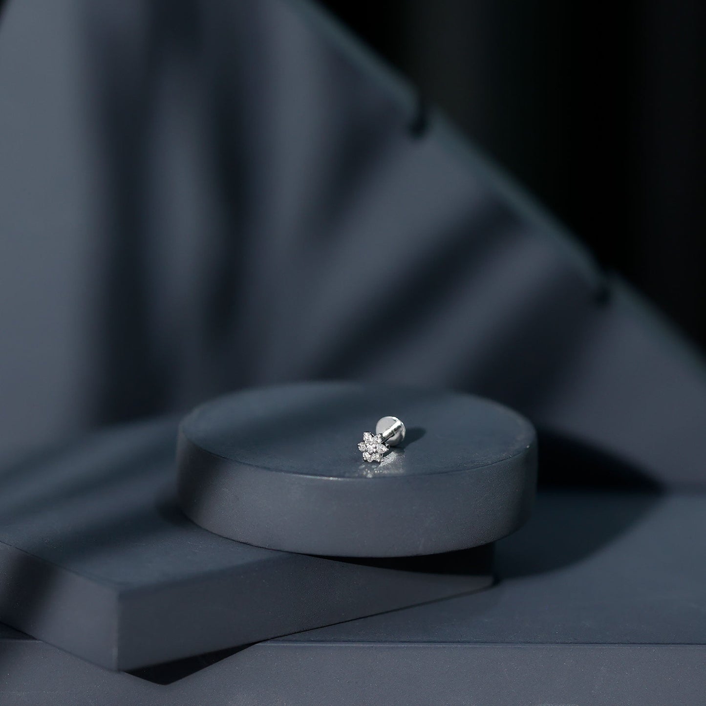 Round Cut Natural Diamond Flower Nose Stud For Women