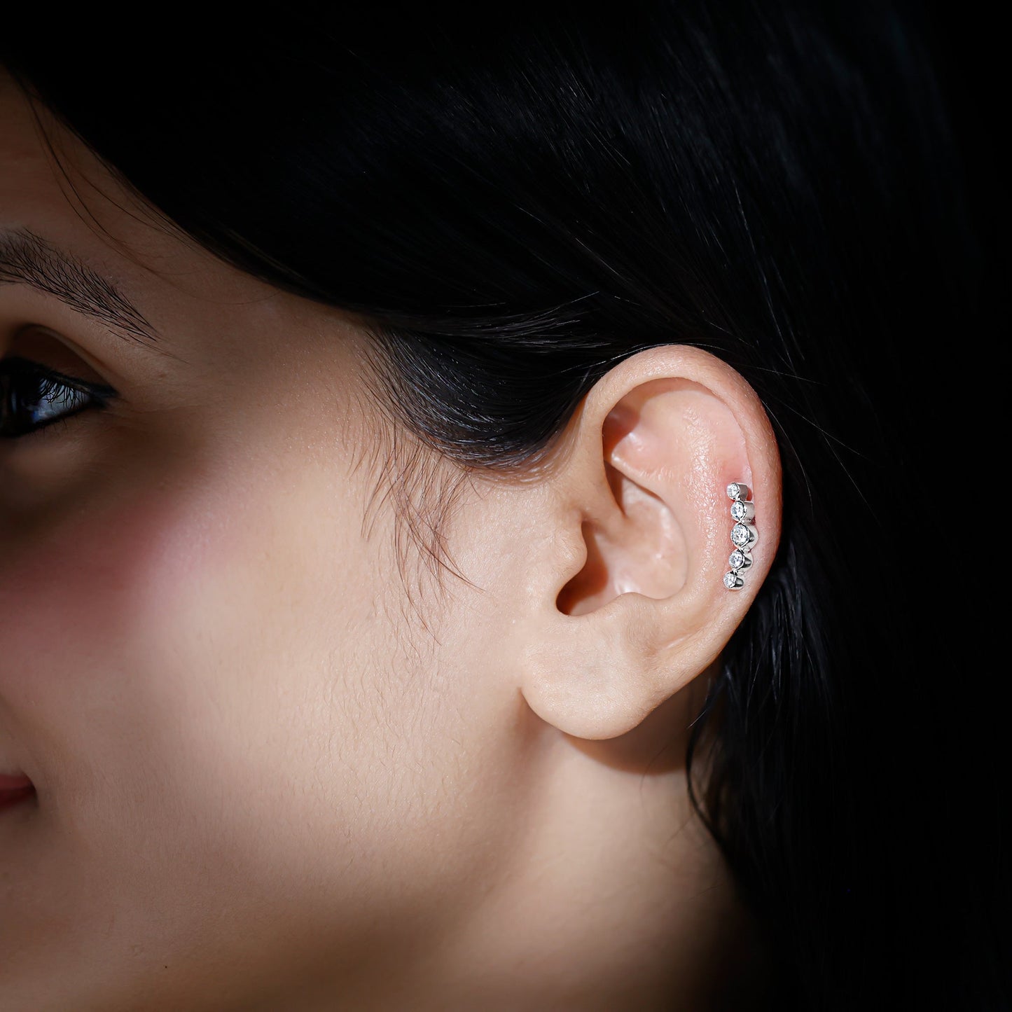 Graduated Style Diamond Crawler Earring for Helix Piercing