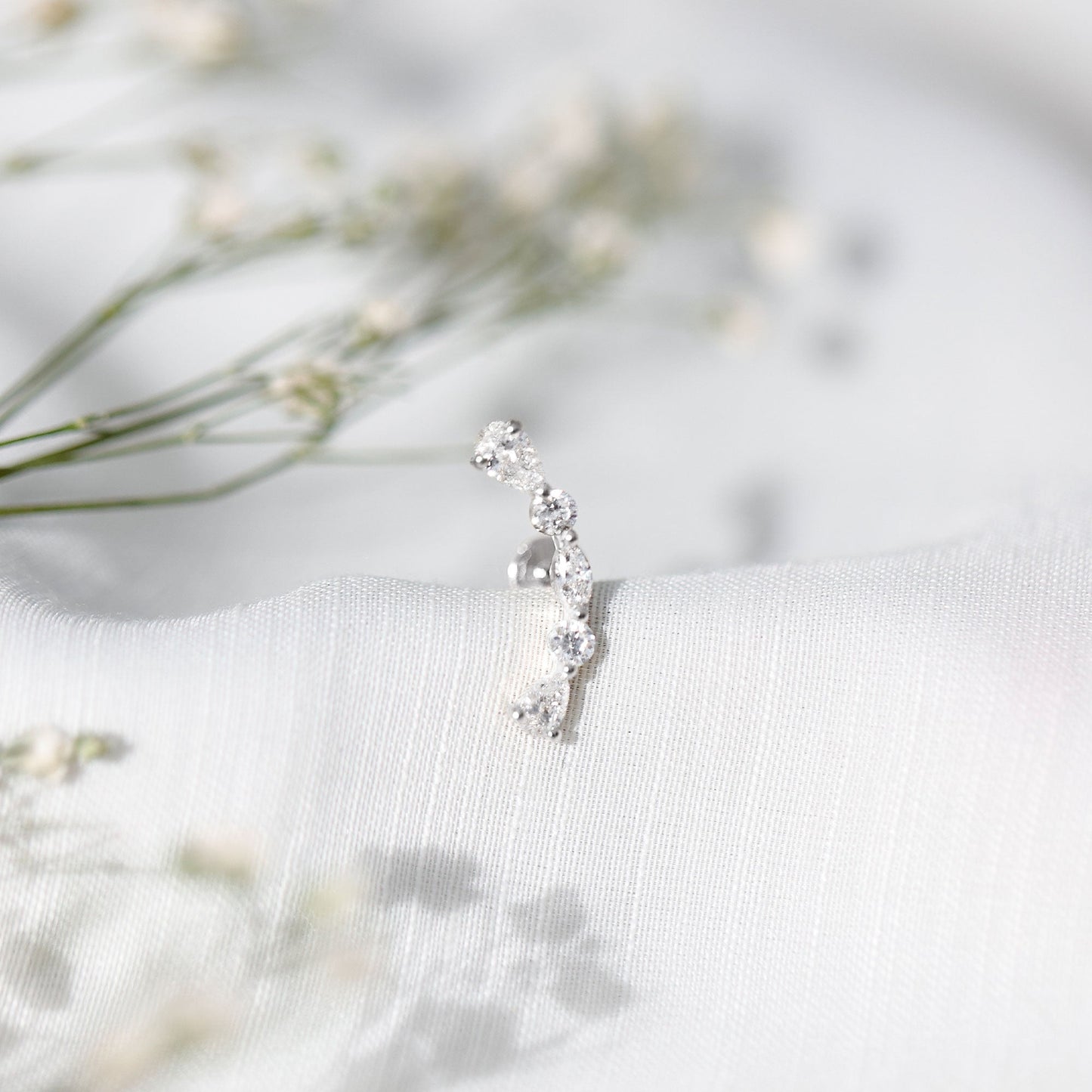 Simple Diamond Curved Crawler Earring for Helix Piercing