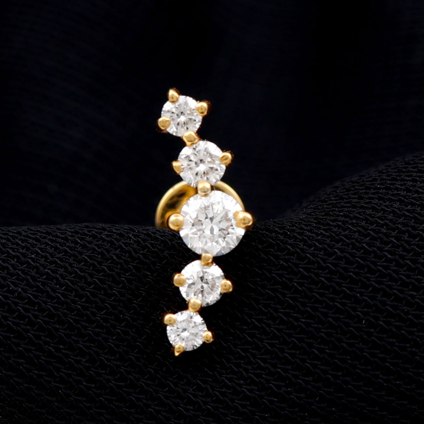 Graduated Style Diamond Crawler Earring for Women