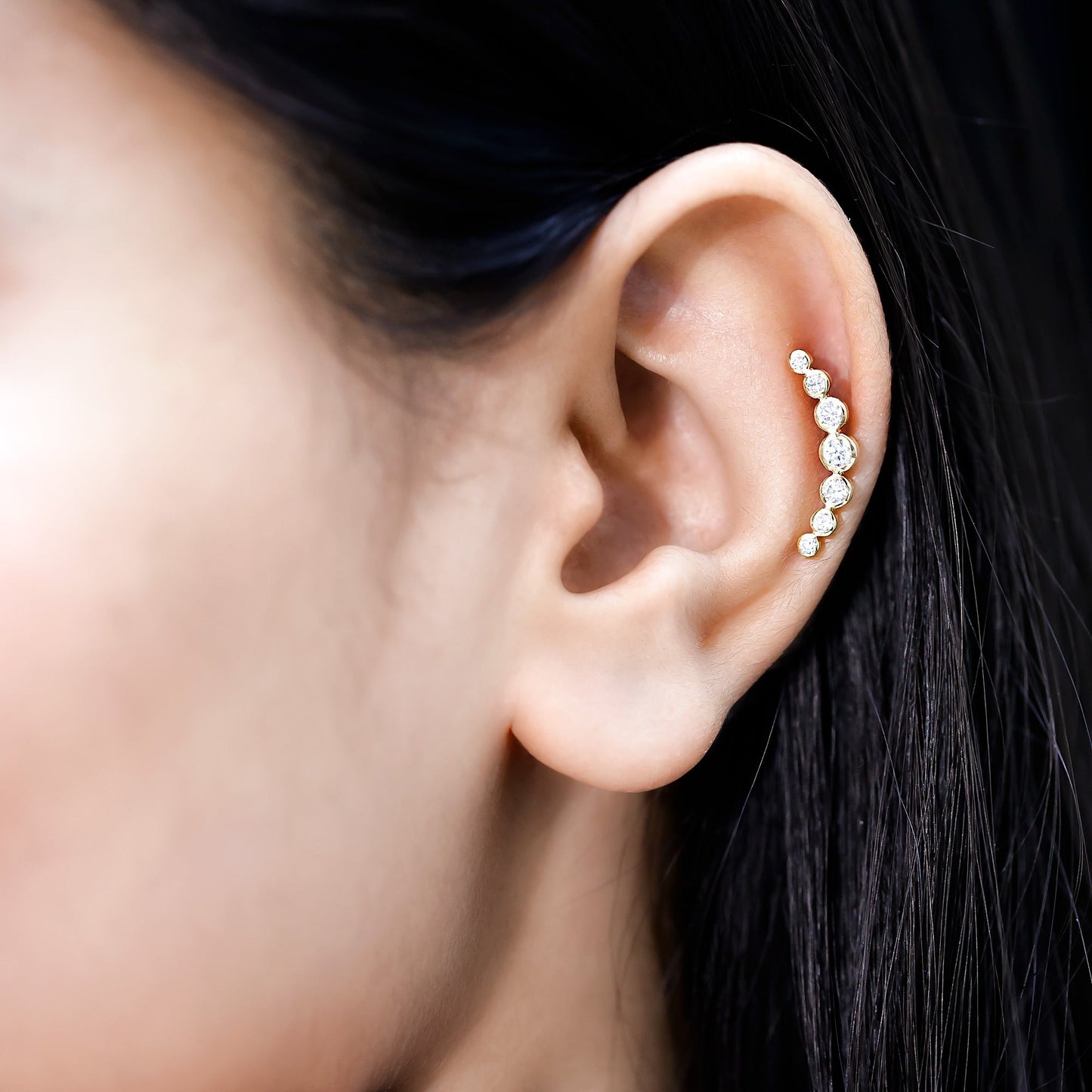 Graduated Diamond Crawler Helix Earring in Bezel Set