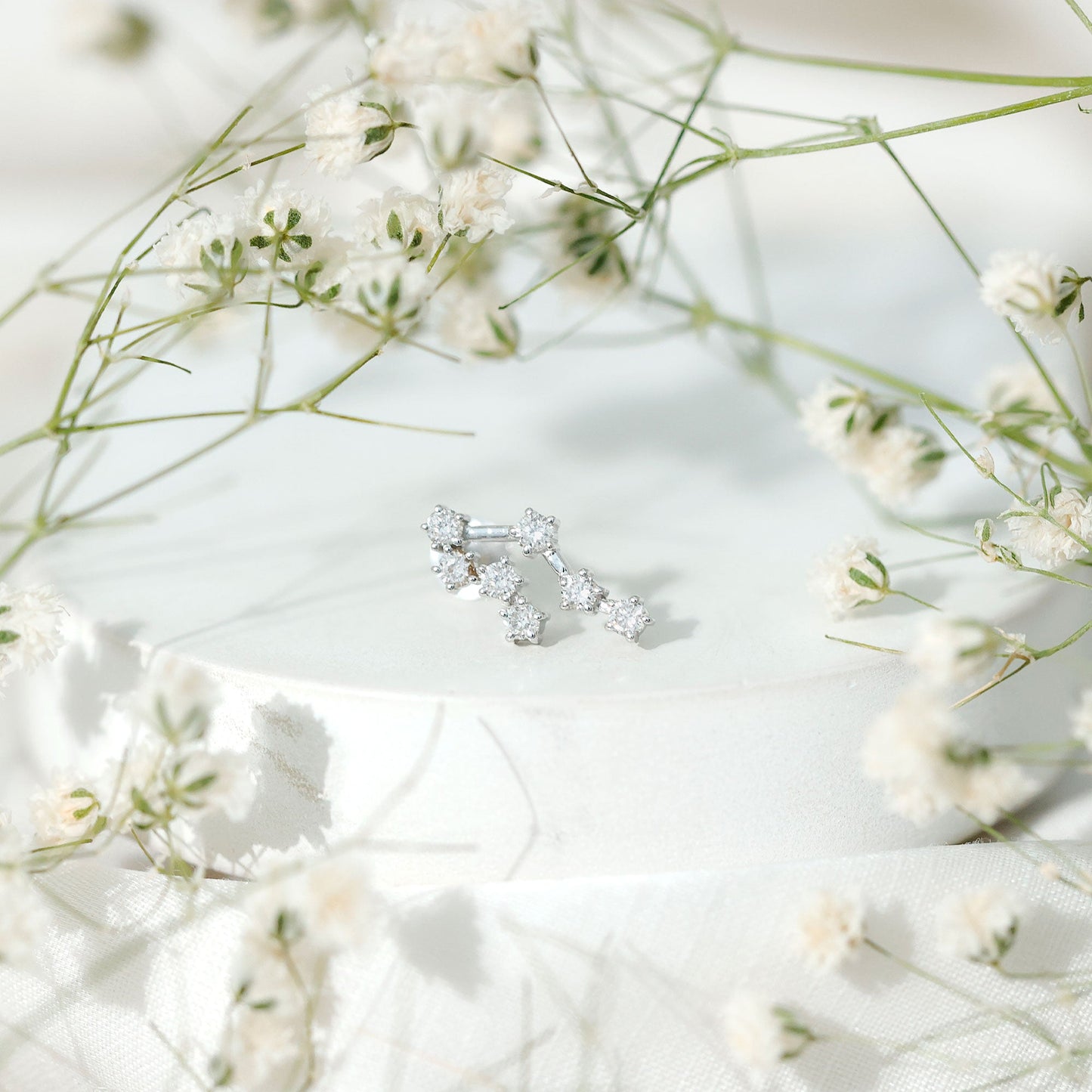 Round Diamond Gemini Zodiac Cartilage Earring