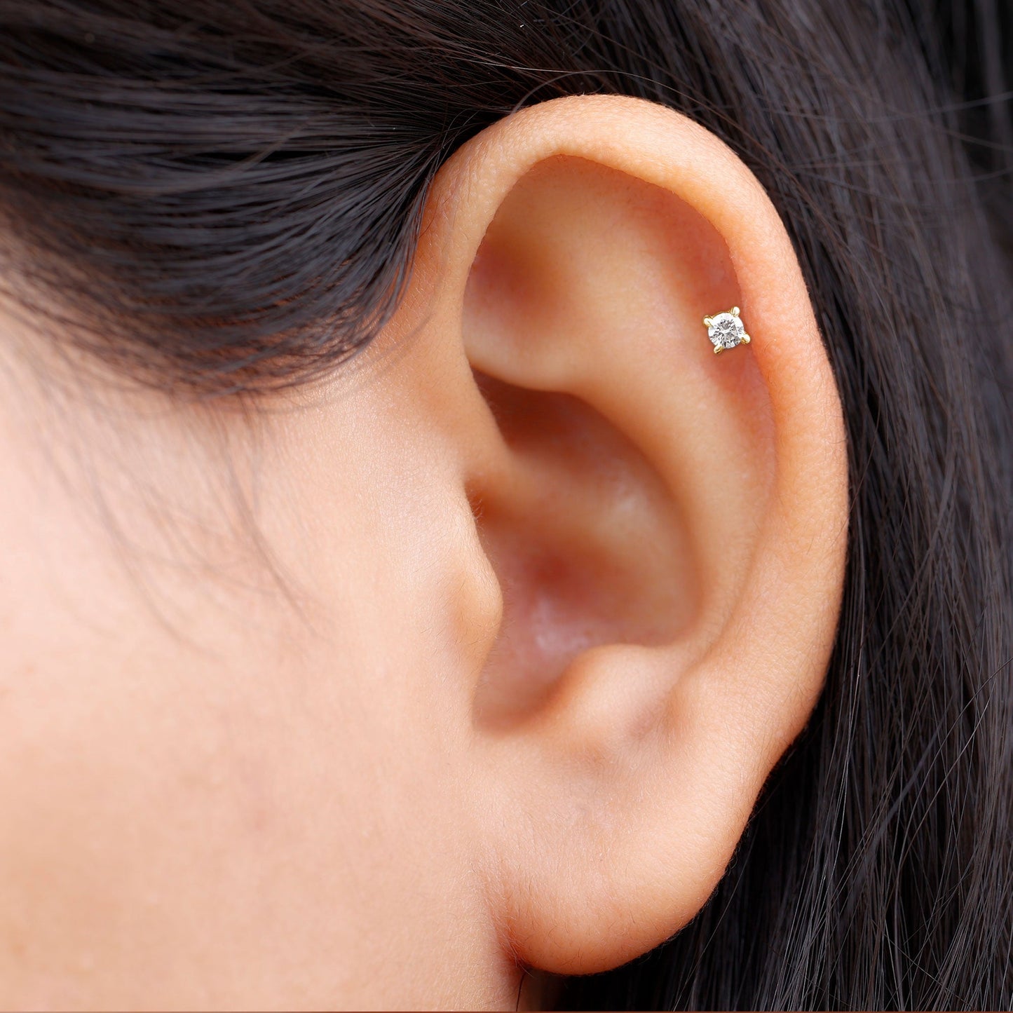 Dainty Round Diamond Conch Earring in Prong Setting