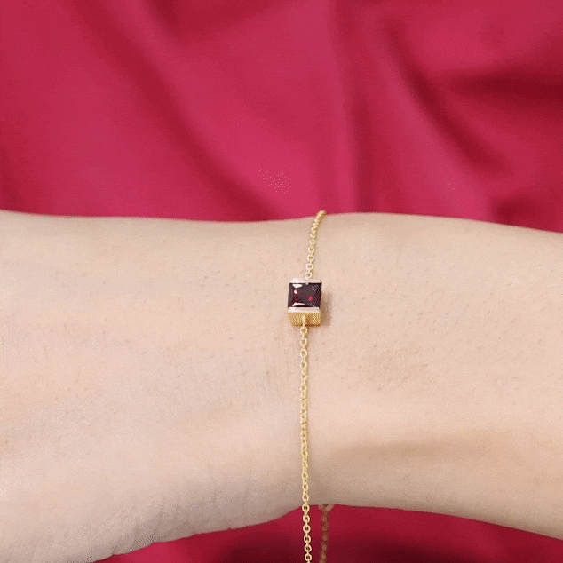 Genuine 1.4 Carat Princess Cut Garnet Solitaire Chain Bracelet