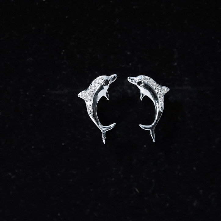 Cute Dolphin Stud Earrings with Moissanite
