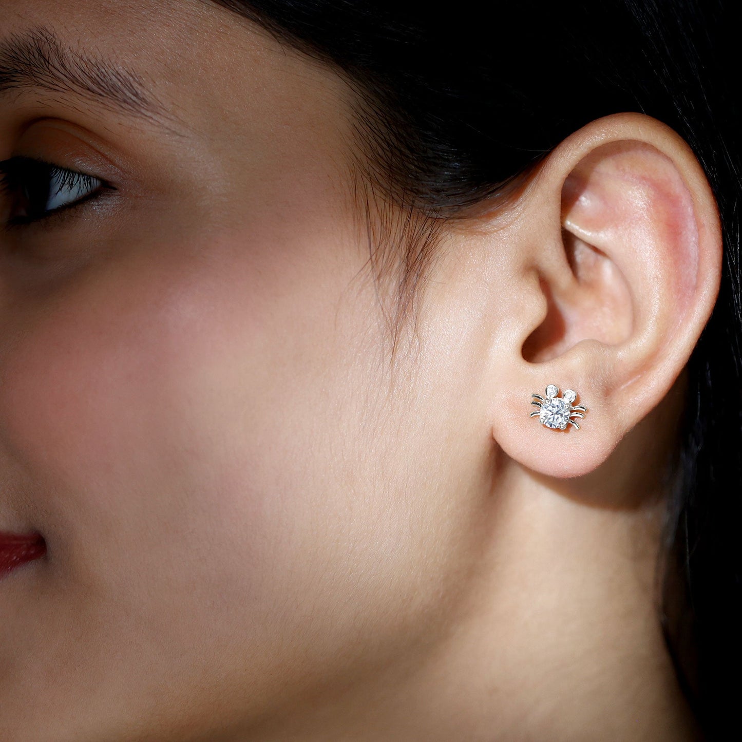 1 CT Moissanite Crab Stud Earrings with Certificate