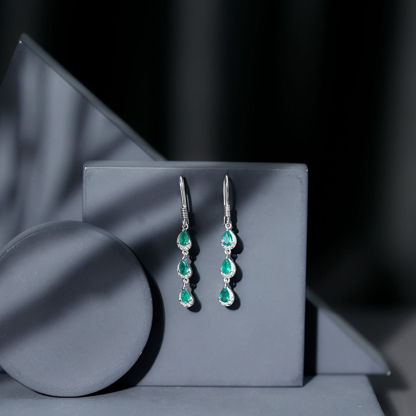 Pear Cut Emerald Dangle Earrings with Diamond
