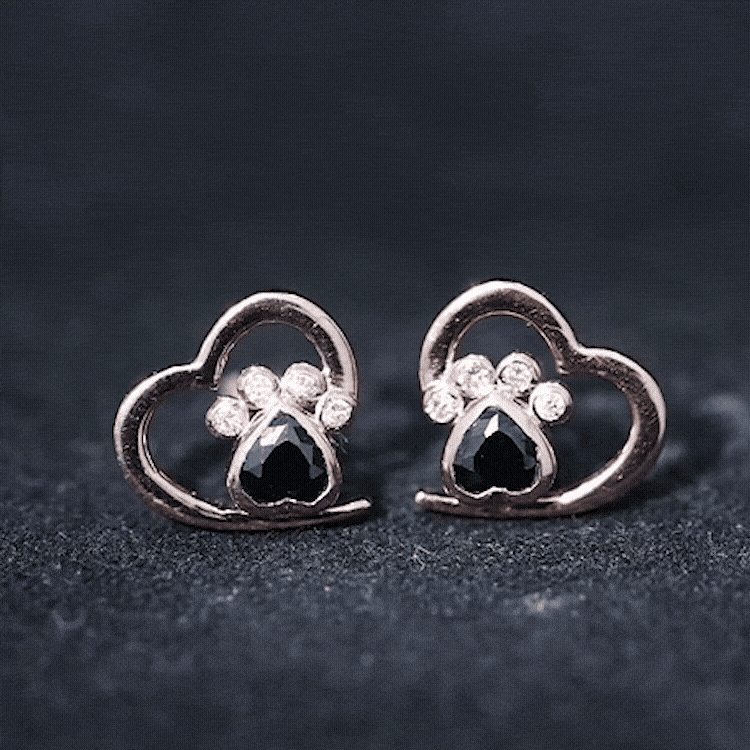 Heart Shape Black Spinel Paw Stud Earrings with Moissanite