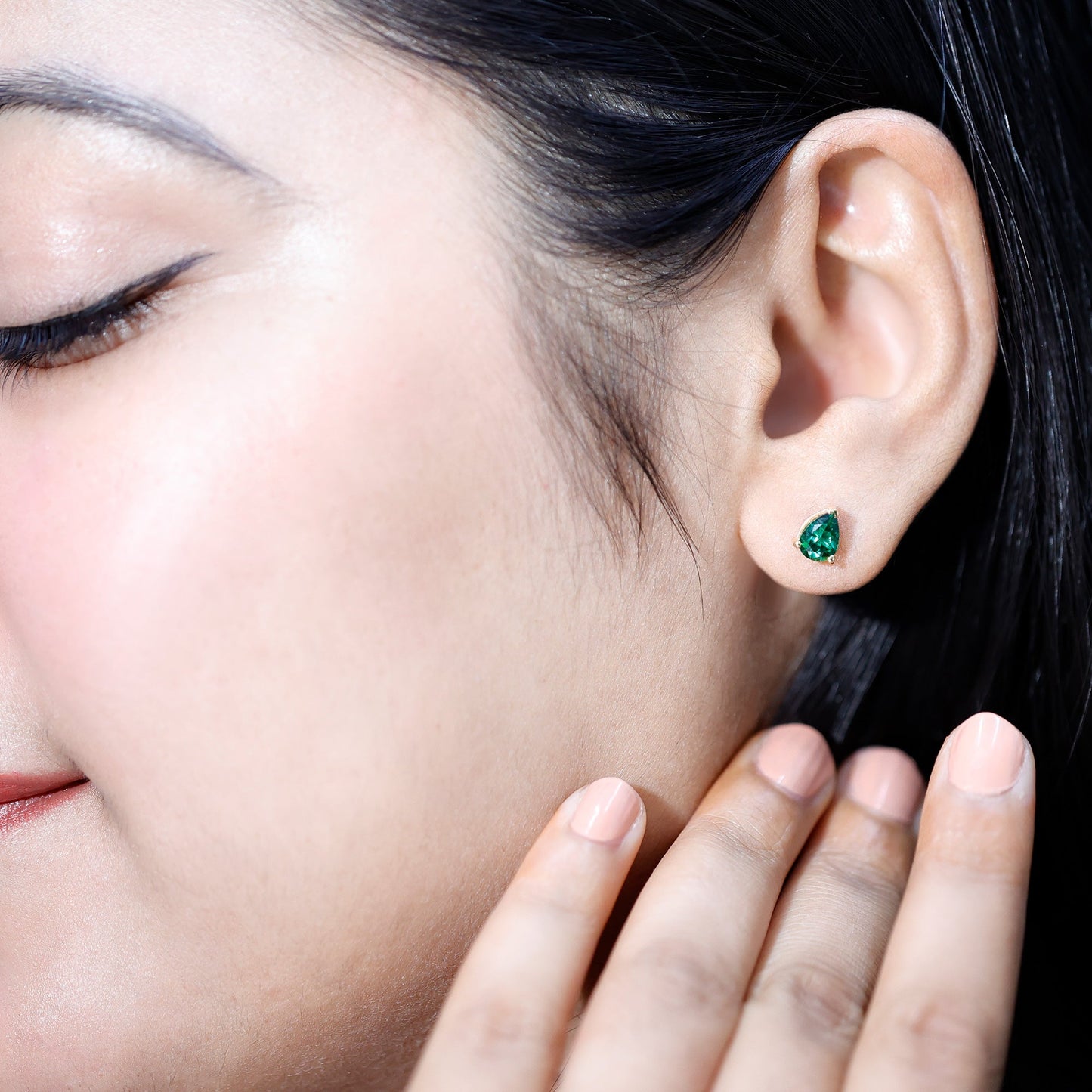 Pear Cut 1.4 Carat Lab Grown Emerald Teardrop Earrings in 3 Prong Setting