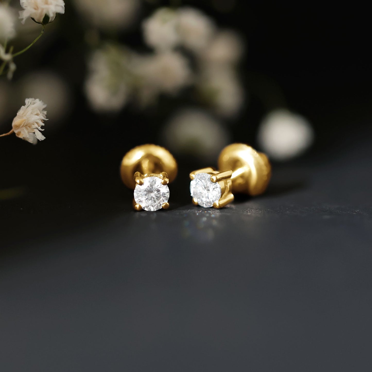 Round Moissanite Solitaire Stud Earrings in Prong Setting