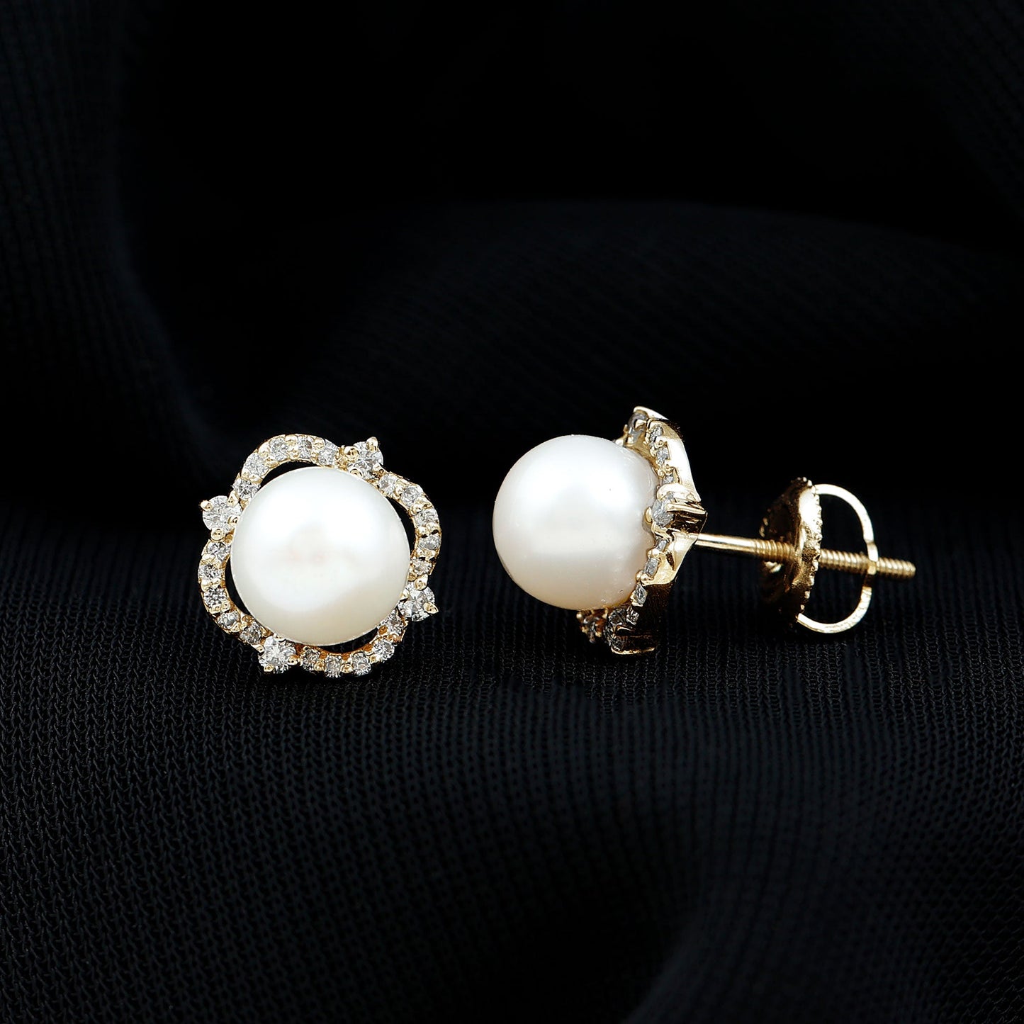 Cultured Pearl Stud Earrings With Diamond