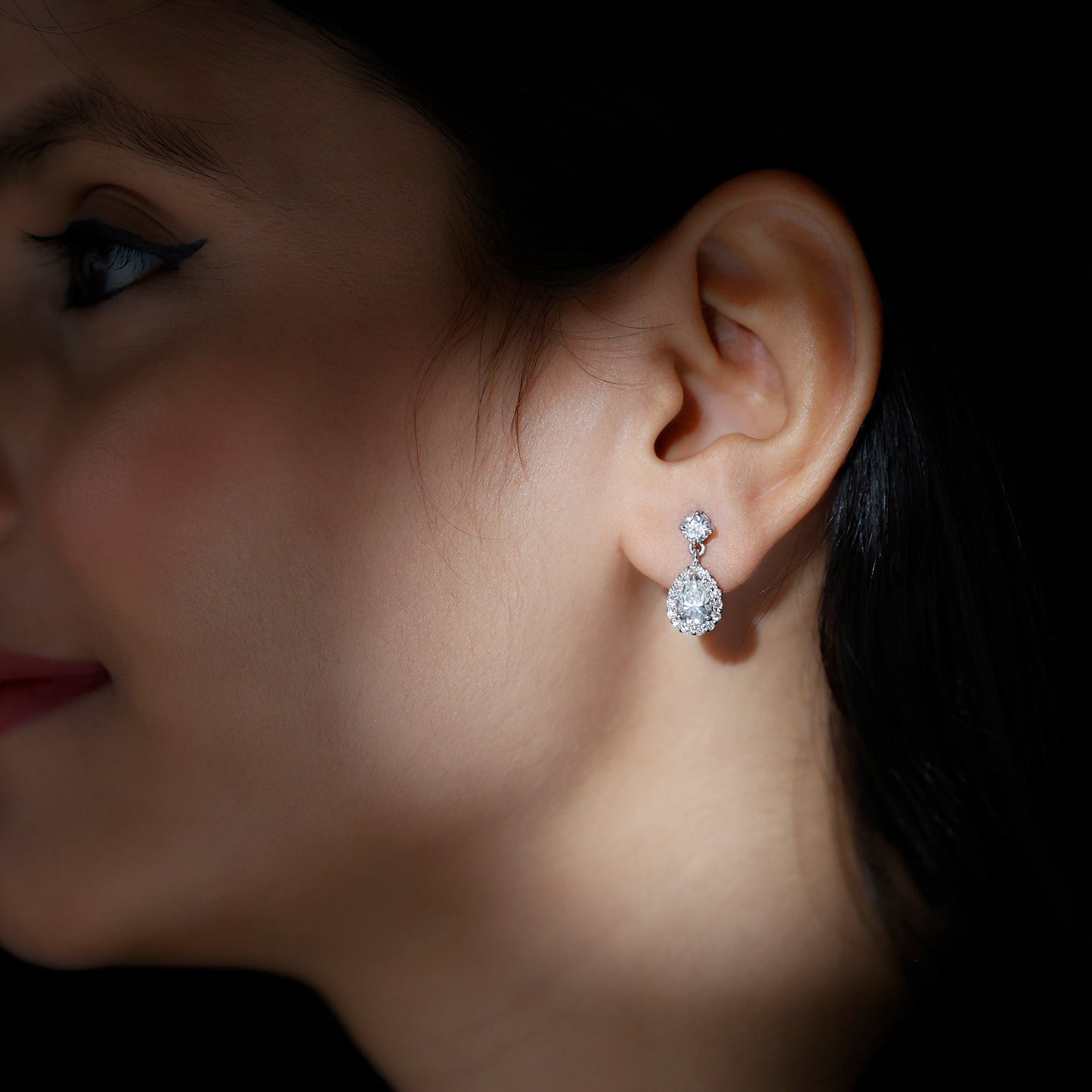 1.5 Carat Moissanite Bridal Dangle Earrings in Prong Setting