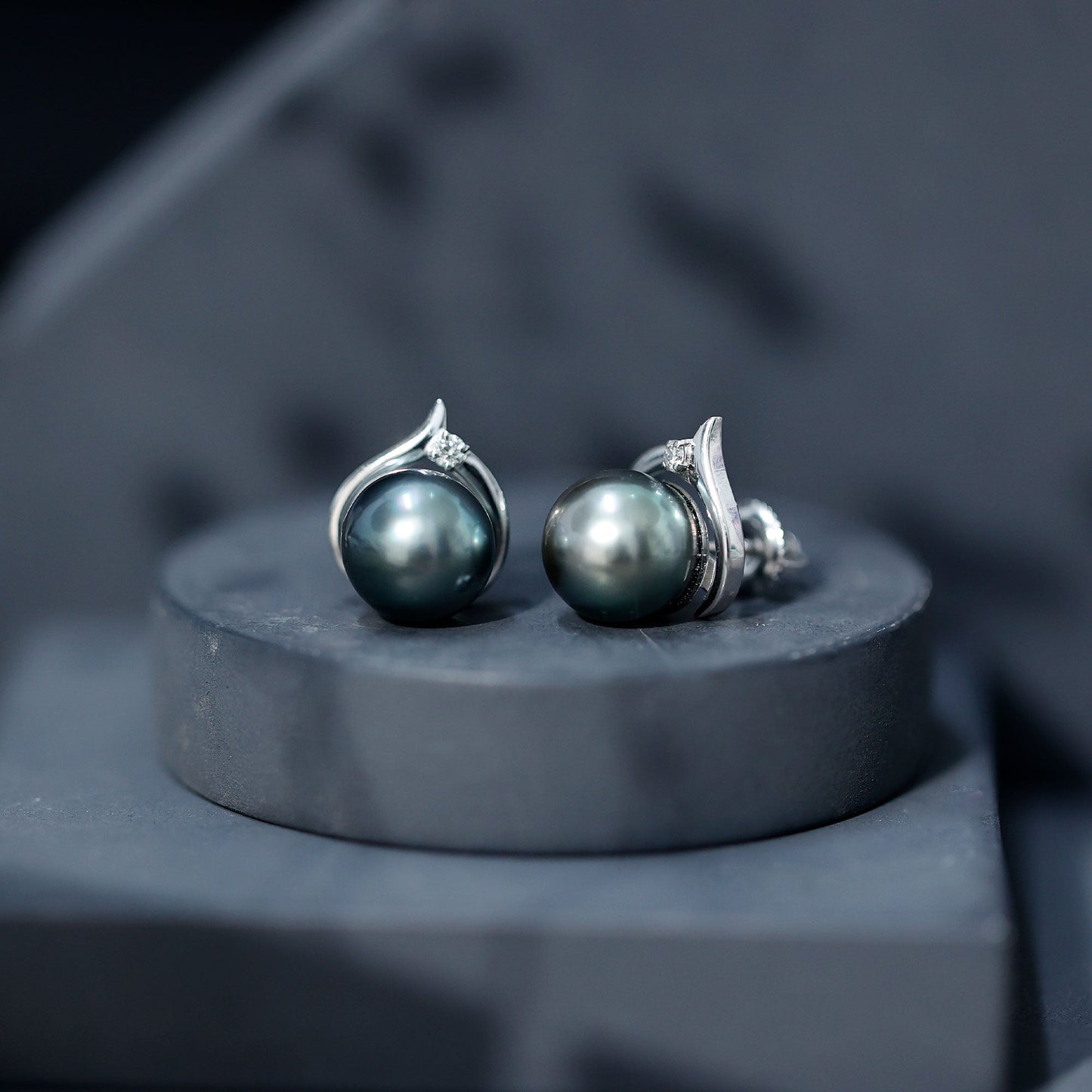 Cultured 16 Carat Tahitian Pearl Bridal Stud Earrings with Diamond