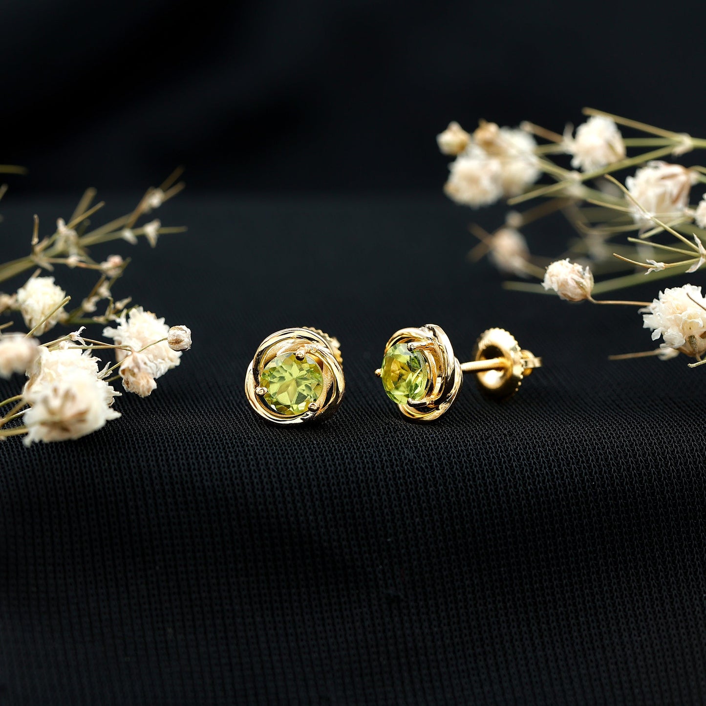 1 Carat Round Cut Peridot Swirl Stud Earrings