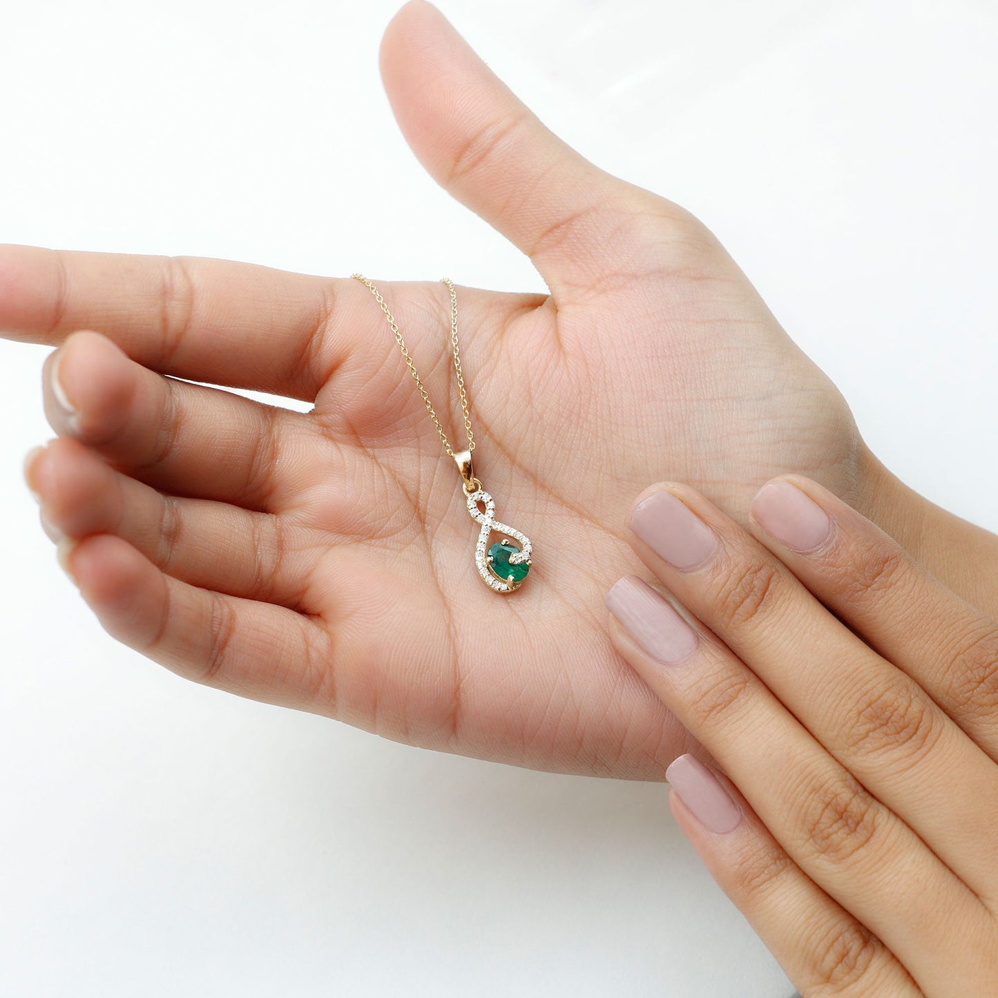 Natural 0.7 Carat Emerald Infinity Pendant Necklace with Diamond