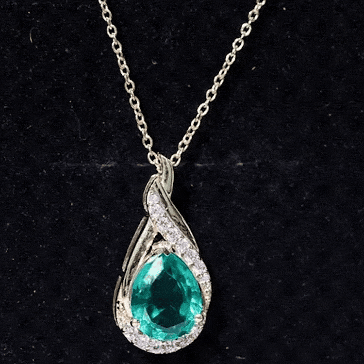 Lab Grown Emerald Vintage Inspired Necklace with Diamond