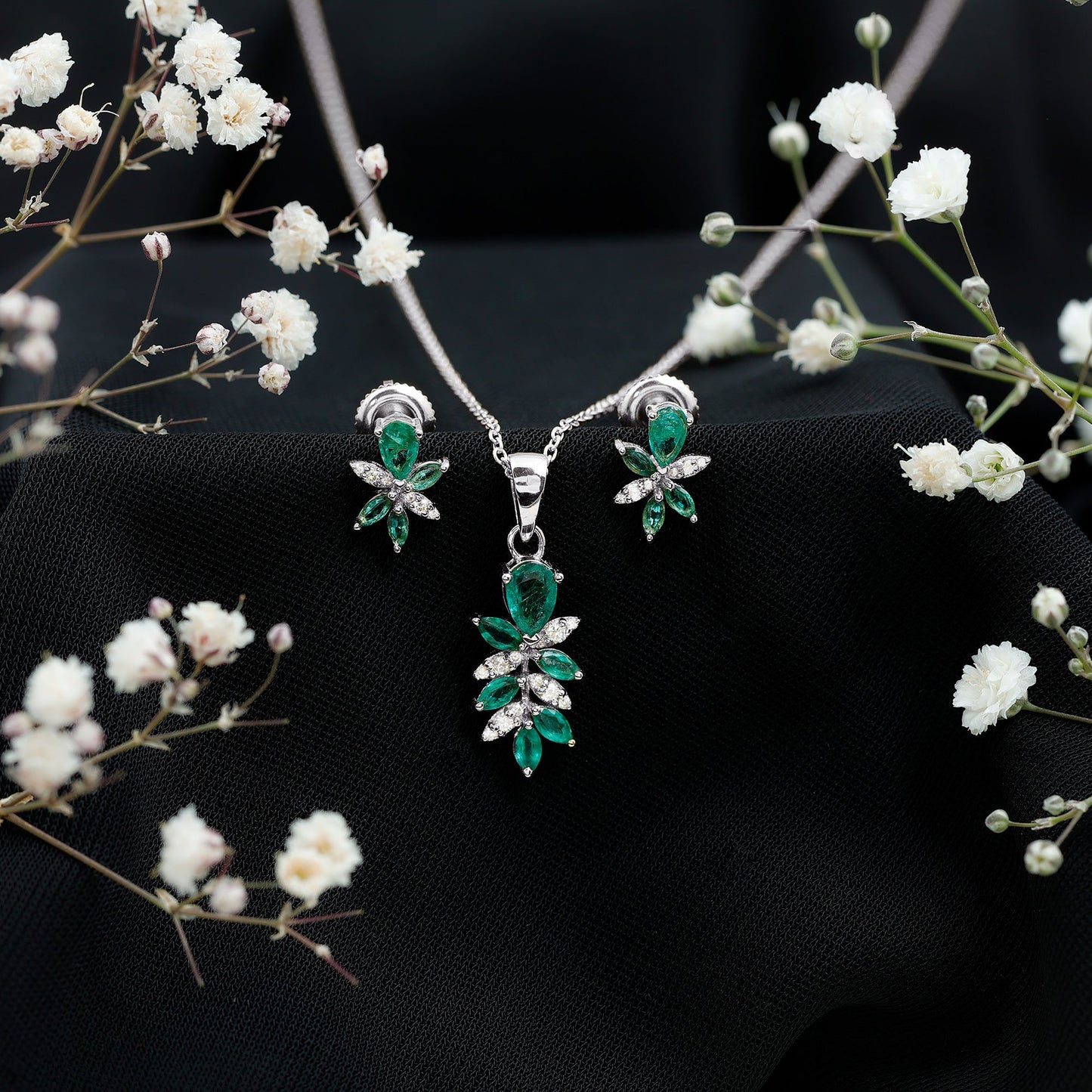 Nature Inspired Emerald and Diamond Dangle jewelry Set