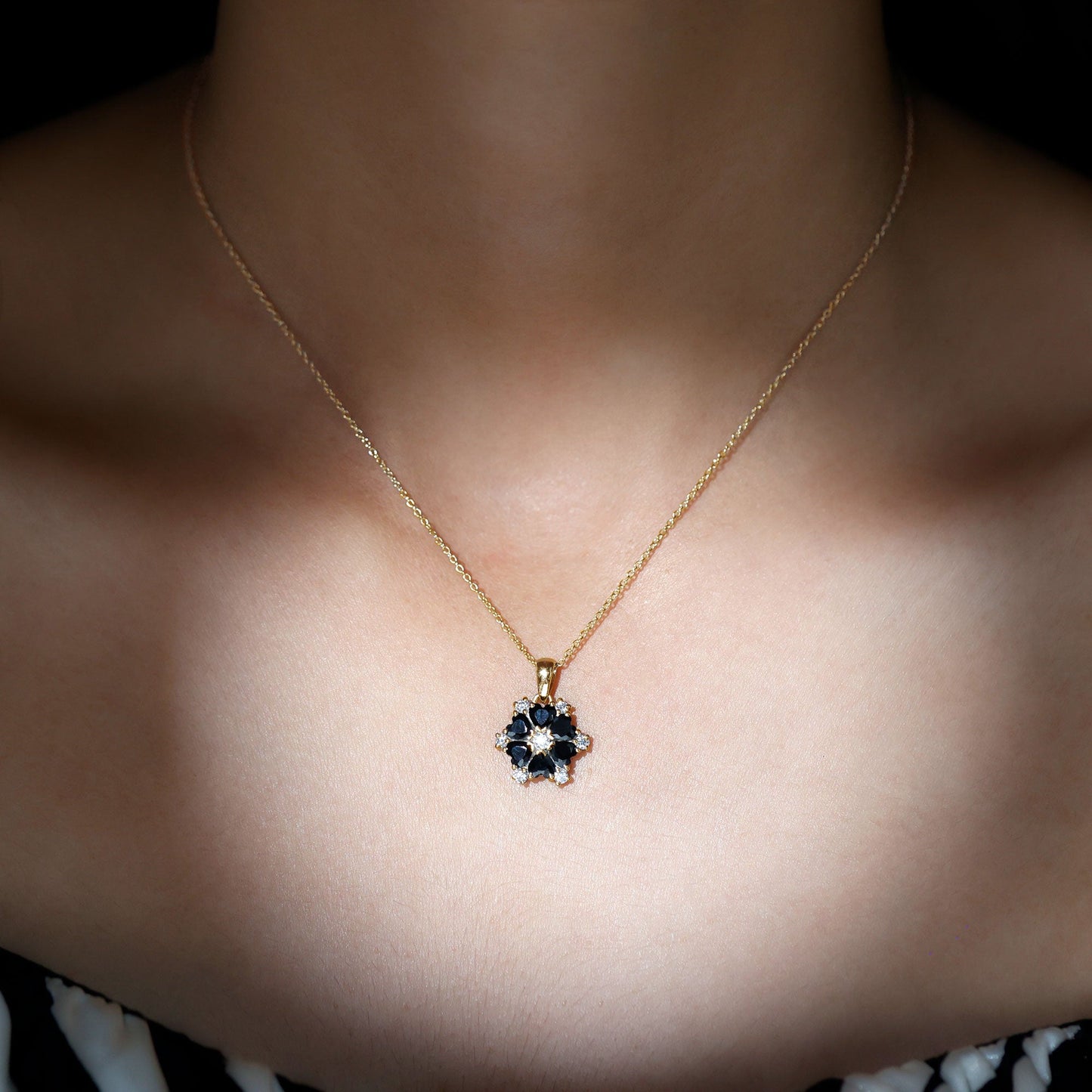 Natural Heart Shape Black Spinel Flower Pendant Necklace with Diamond