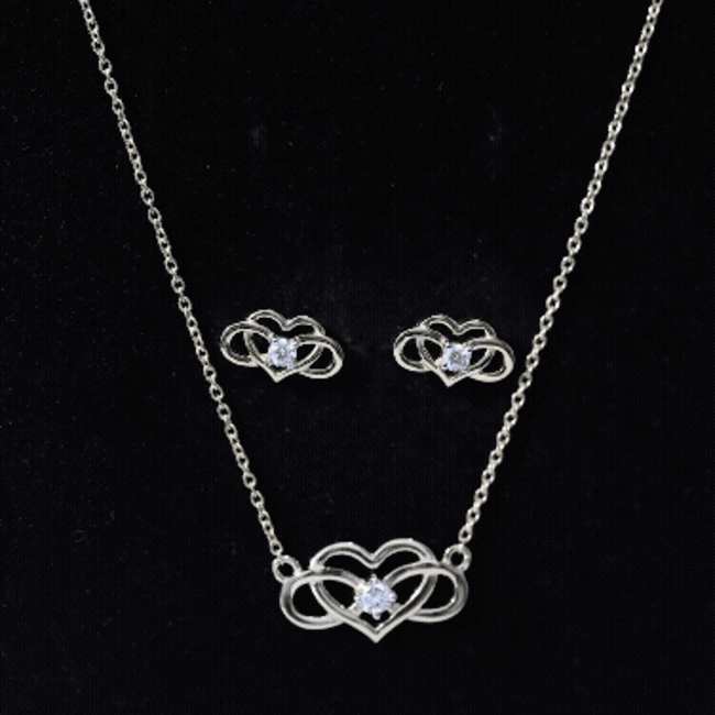 Round Cut Diamond Infinity Heart Jewelry Set