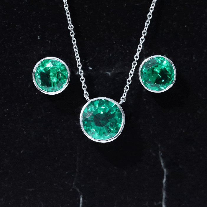 Certified Created Emerald Solitaire Jewelry Set in Bezel Setting