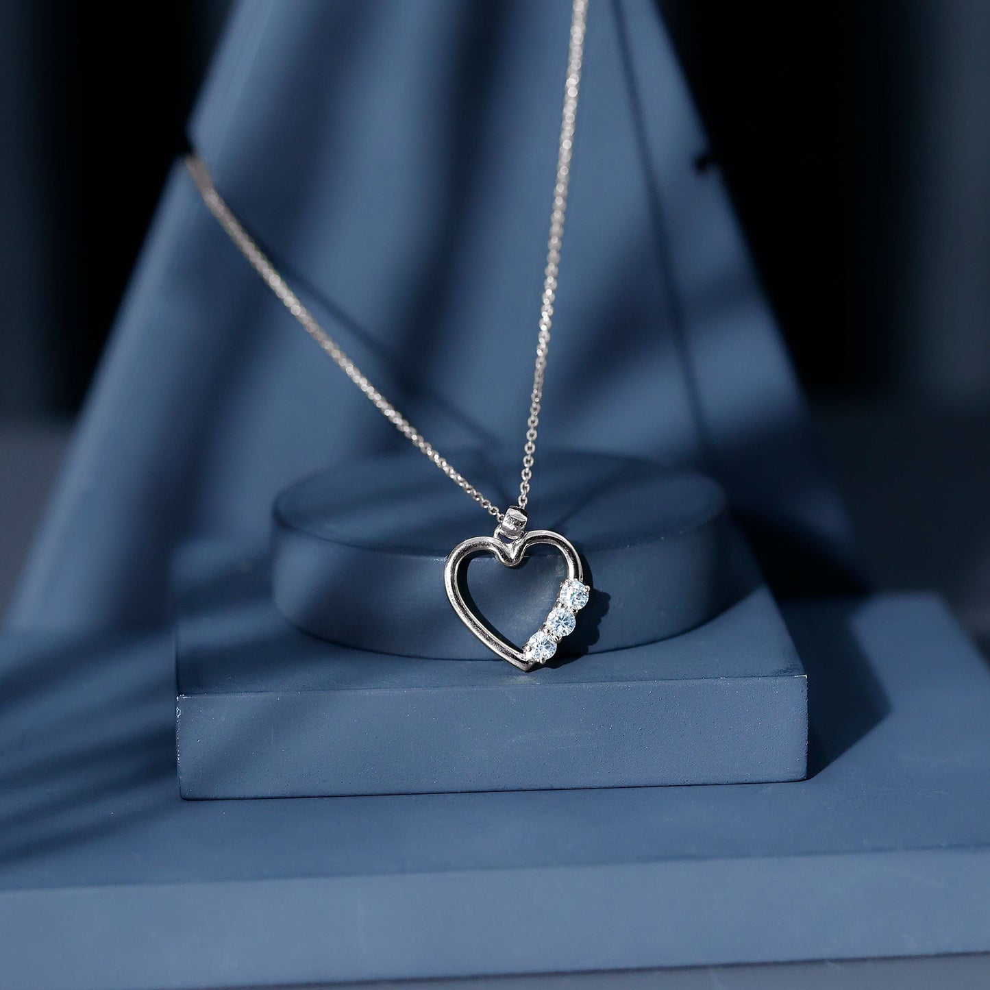 Simple Moissanite Open Heart Pendant Necklace