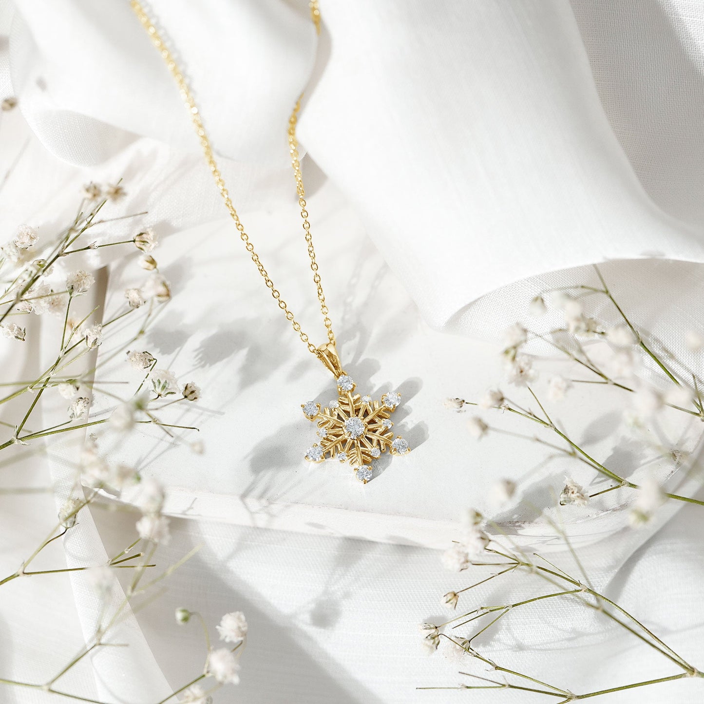 Certified Classic Moissanite Snowflake Pendant Necklace With Chain