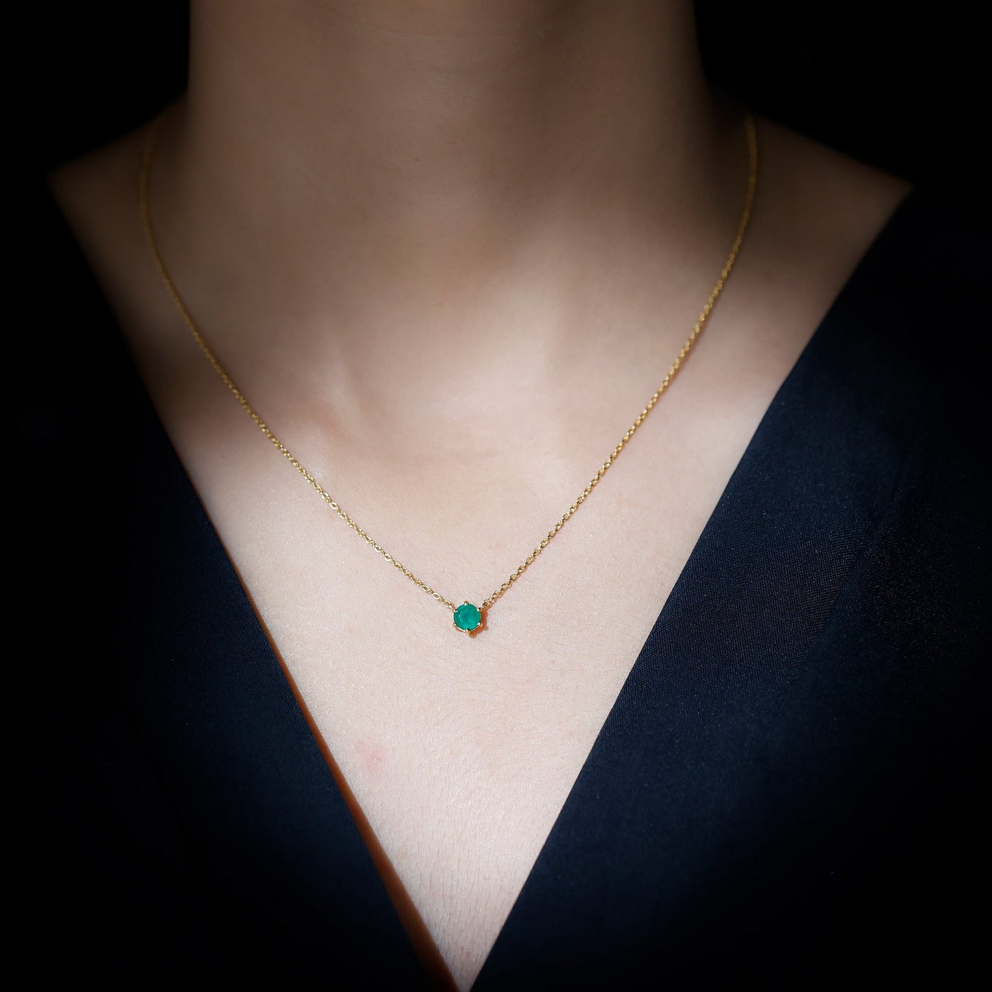 5MM Round Cut Solitaire Emerald Necklace in 6 Prong Setting