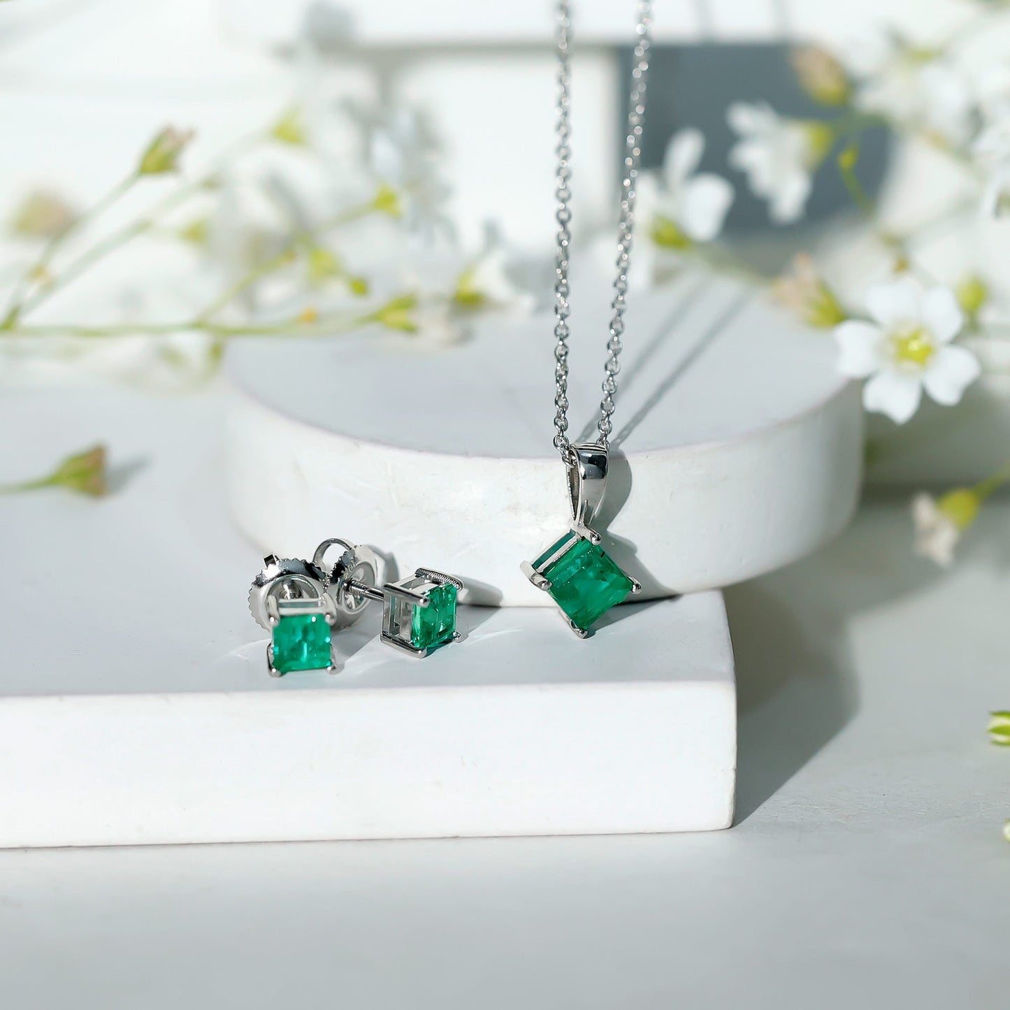 Natural Princess Cut Emerald Solitaire Jewelry Set