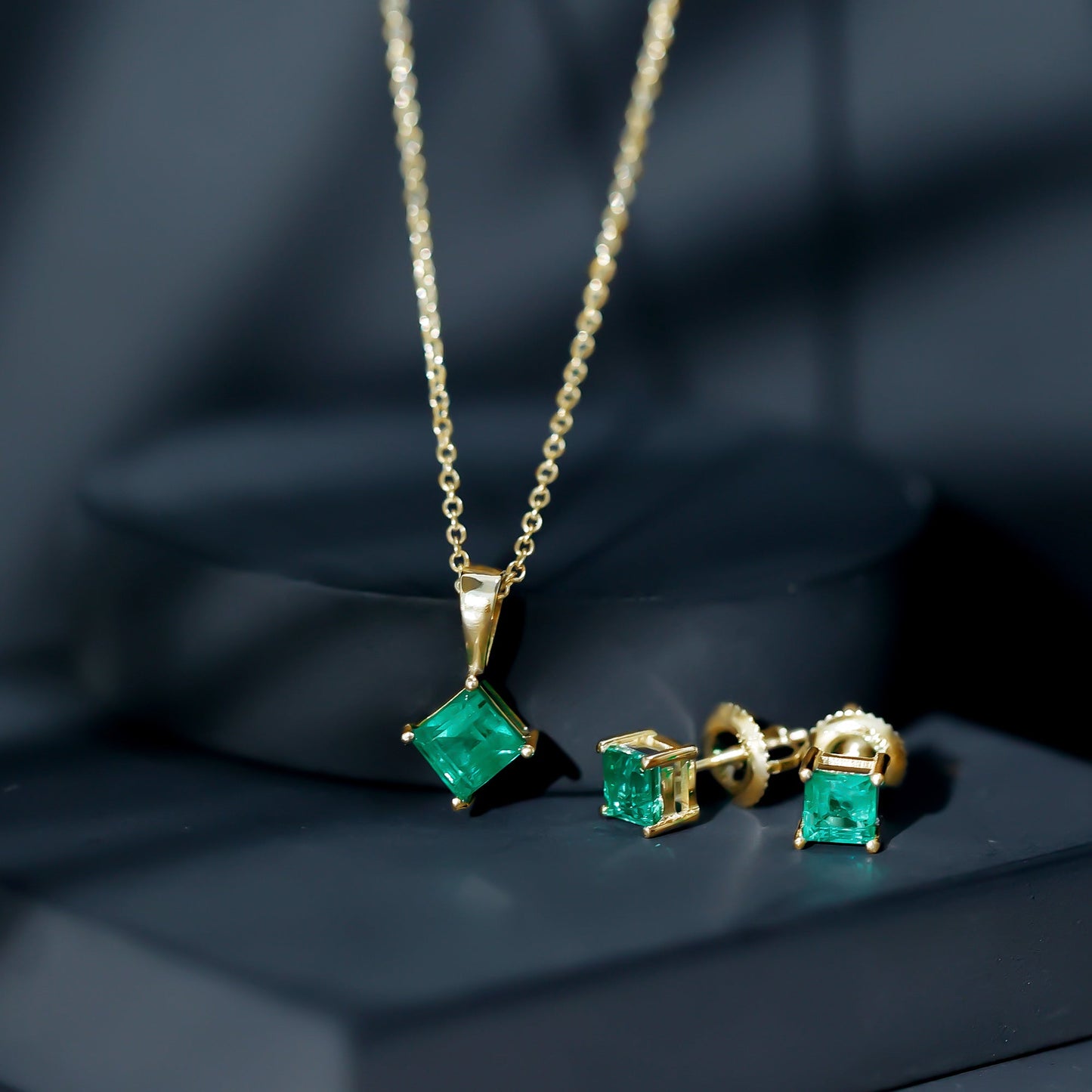 Natural Princess Cut Emerald Solitaire Jewelry Set