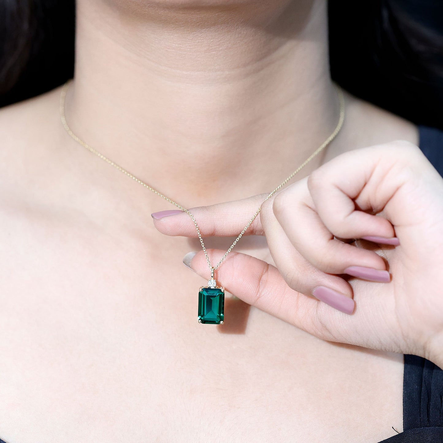 Certified 8.2 Carat Lab Grown Emerald Cocktail Necklace with Diamond