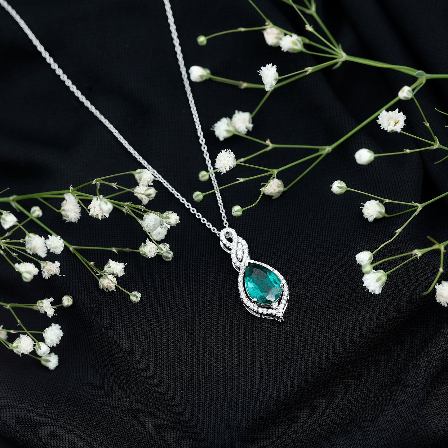 Certified 2.5 Carat Lab Grown Emerald and Diamond Bridal Necklace