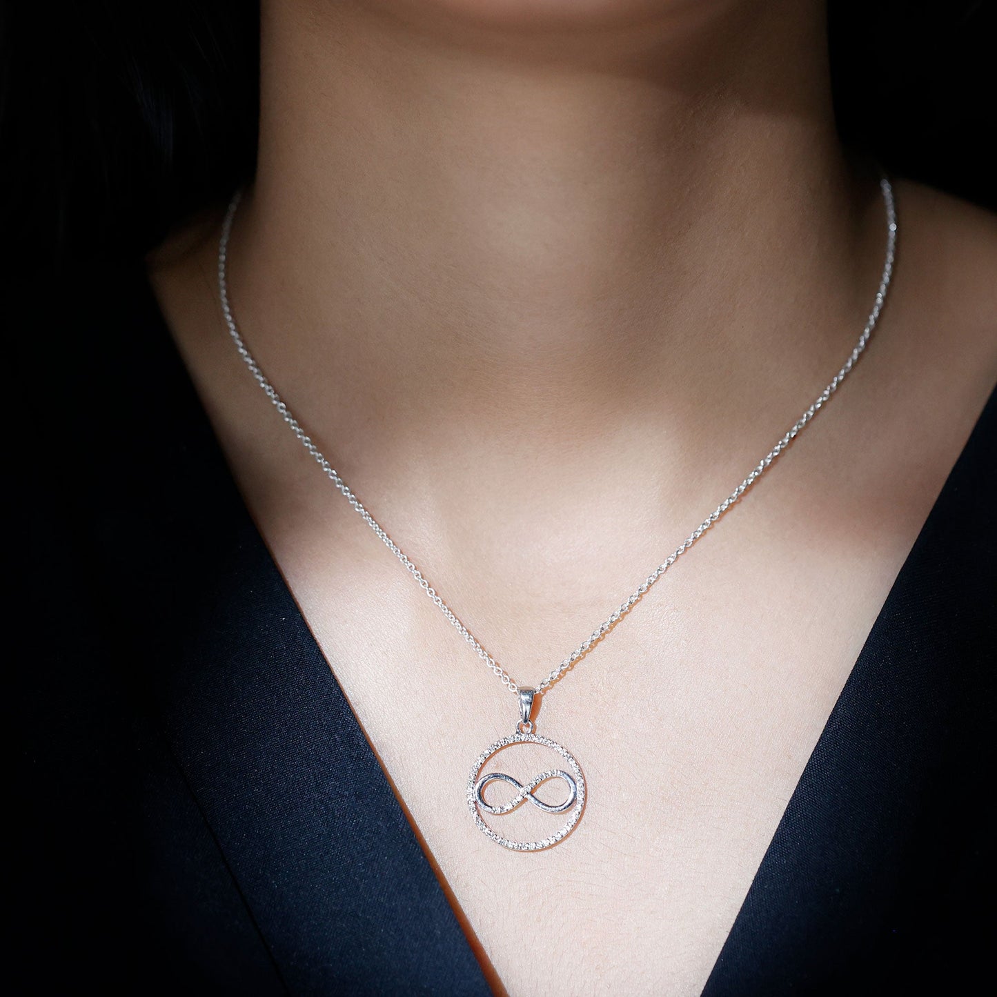 Diamonds Infinity Eternity Pendant Necklace