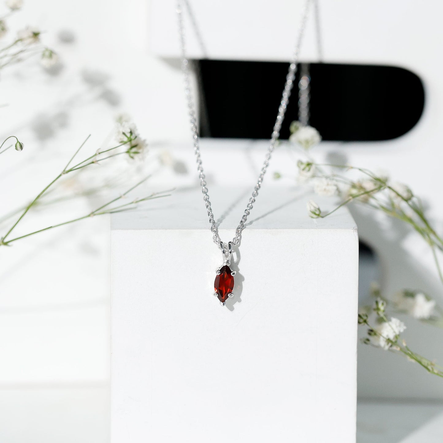 0.75 Carat Marquise Cut Garnet Solitaire Necklace With Chain