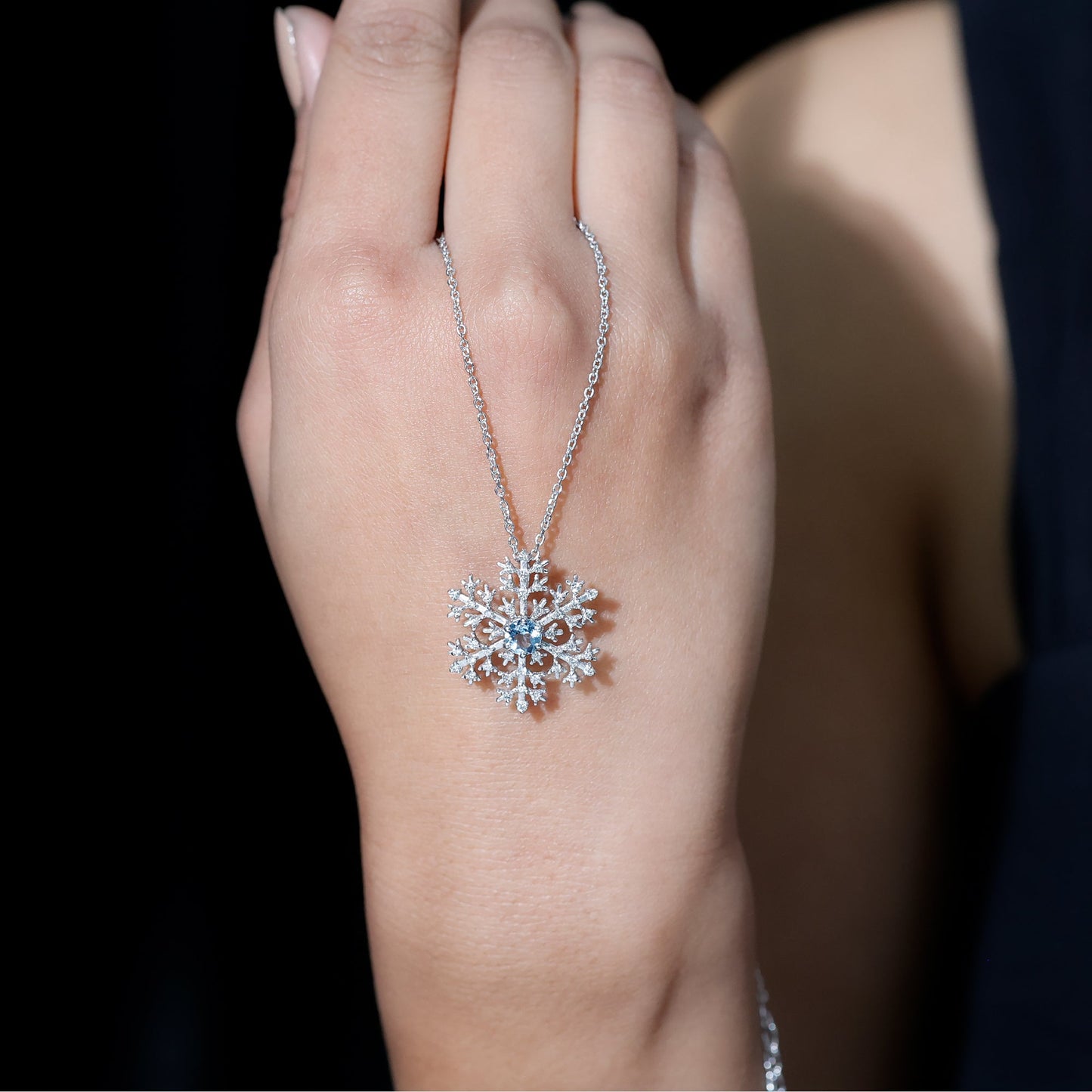 Snowflake Pendant Necklace with Aquamarine and Diamond