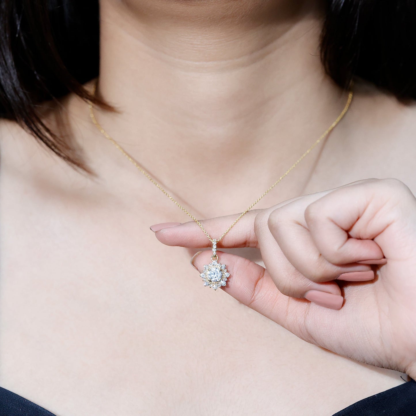 Certified Lab Grown Diamond Wedding Necklace With Chain