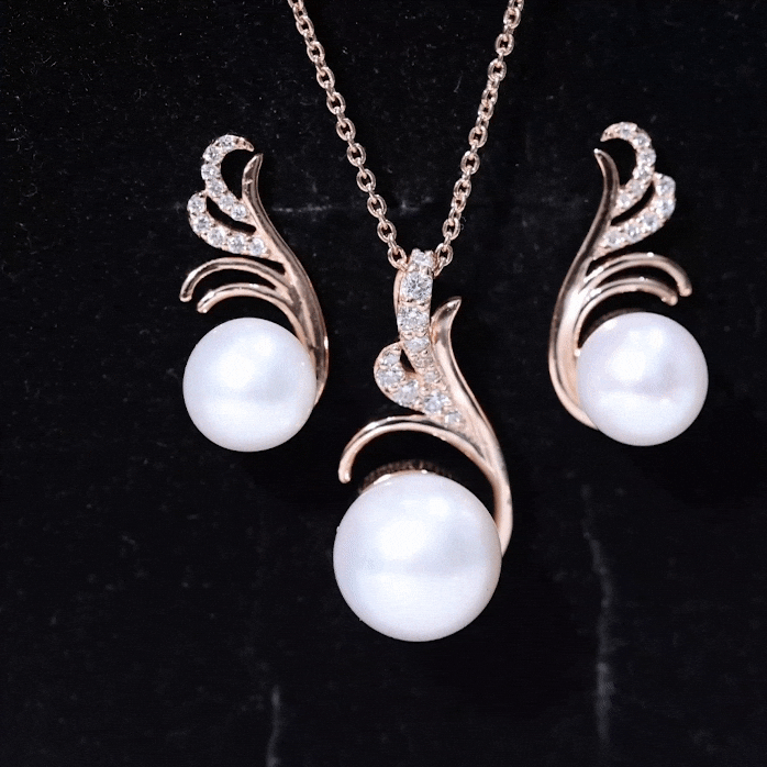 Freshwater Pearl and Diamond Designer Jewelry Set