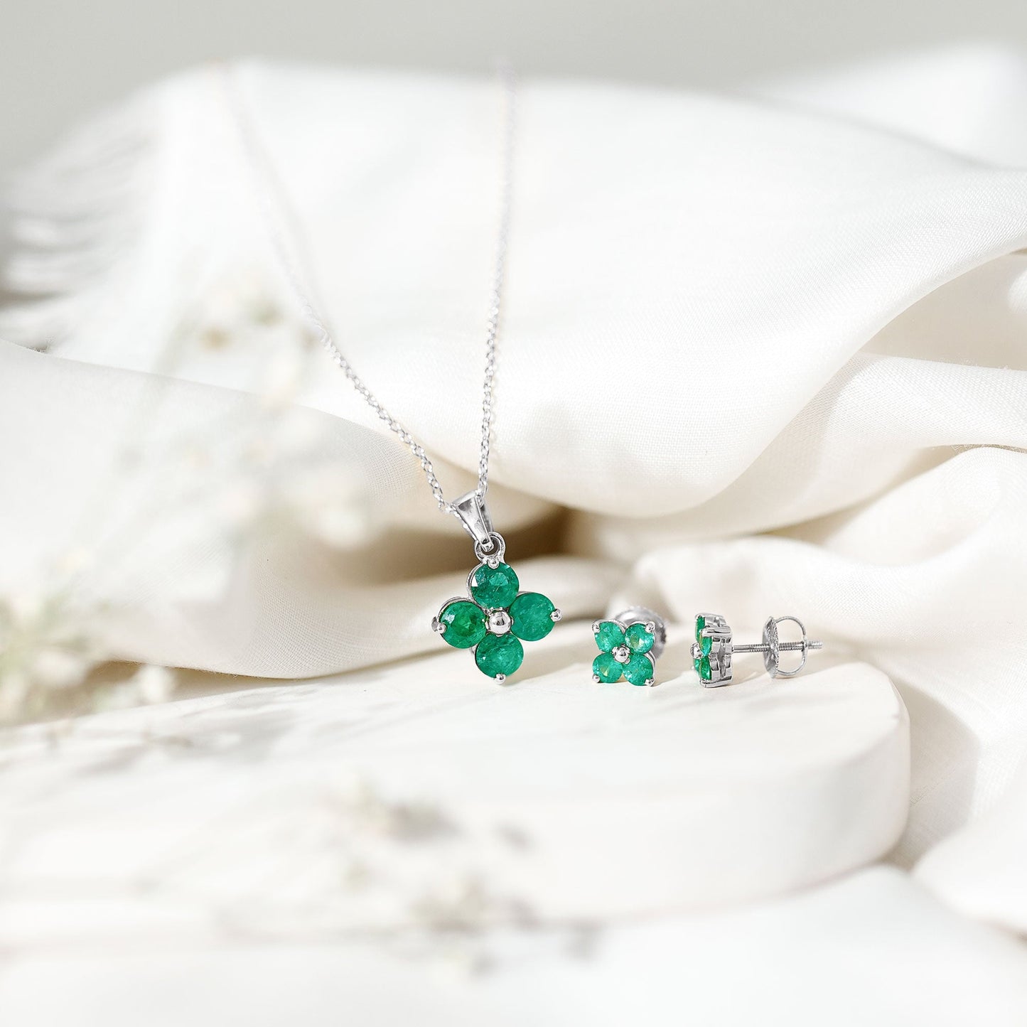 Natural Emerald Clover Jewelry Set for Women