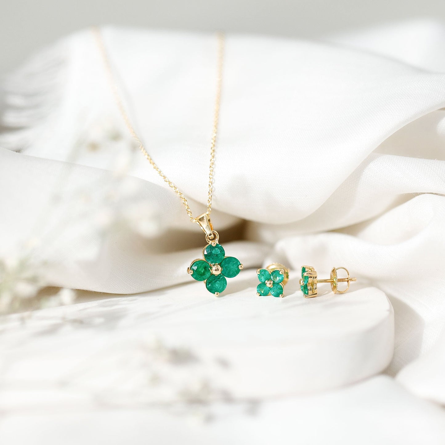 Natural Emerald Clover Jewelry Set for Women