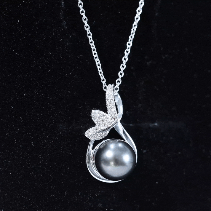 8 Carat Black Pearl and Diamond Bridal Pendant Necklace