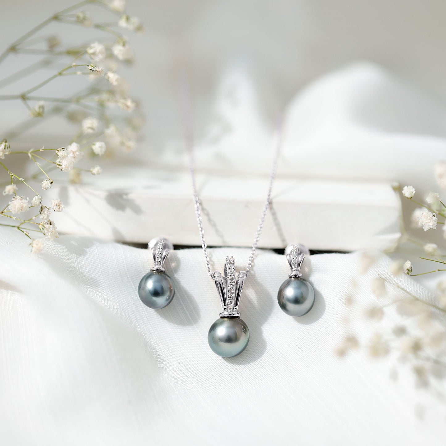 Genuine Tahitian Pearl and Diamond Drop Necklace Earrings Set