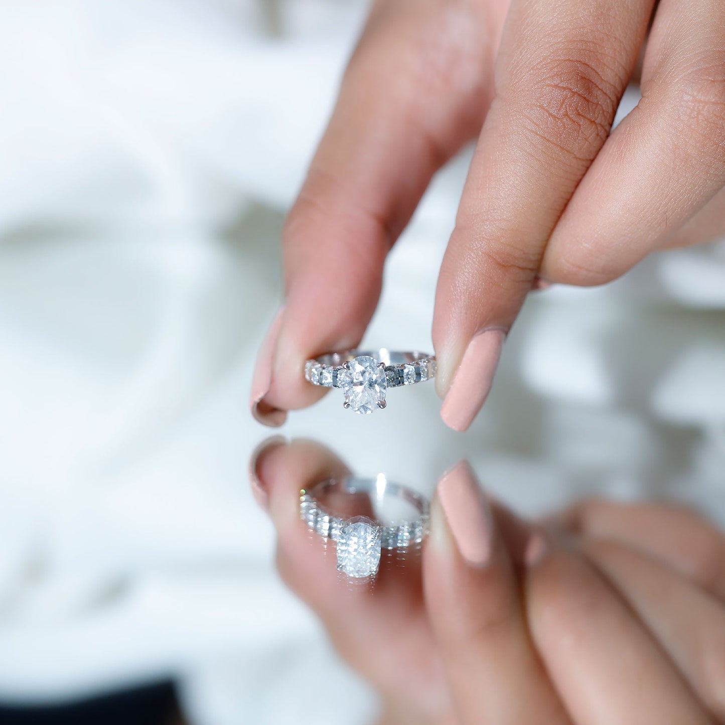 Oval Moissanite Solitaire Engagement Ring with Side Stones