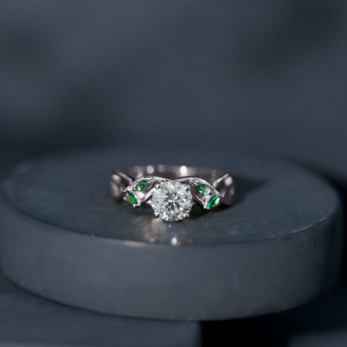 Lab Grown Diamond Engagement Ring With Emerald