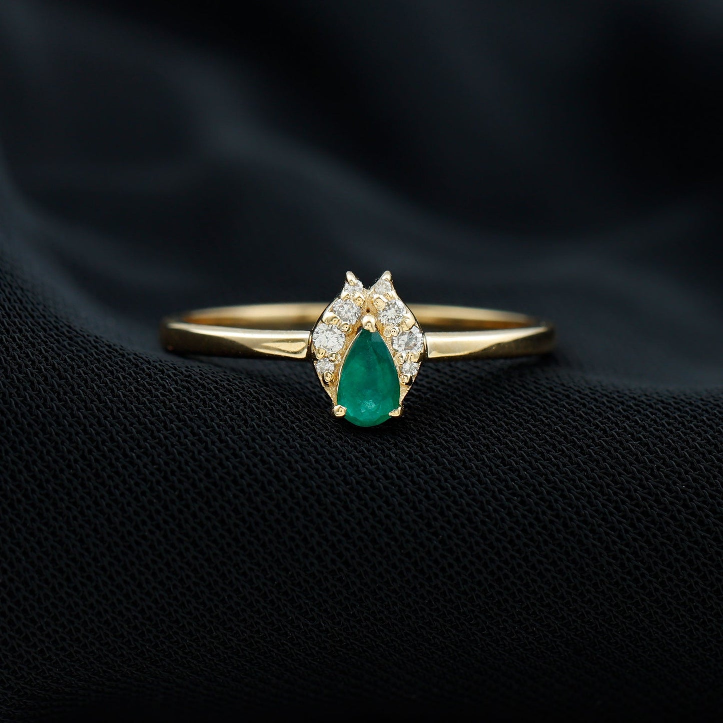 Womens Emerald and Diamond Promise Ring for Her
