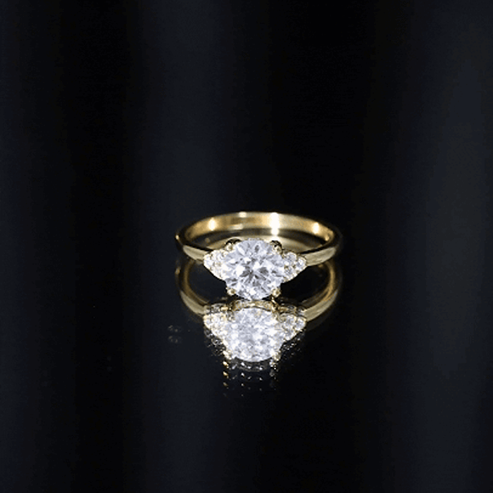 Prong Set Moissanite Classic Engagement Ring For Her