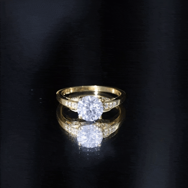 Brilliant Cut D-VS1 clarity Moissanite Engagement Ring for Women