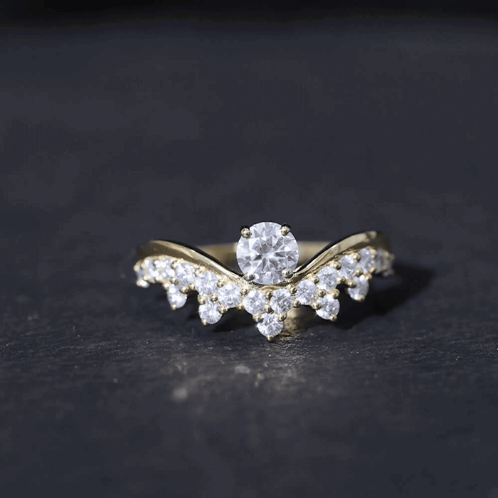 Designer Moissanite Curved Engagement Ring for Women