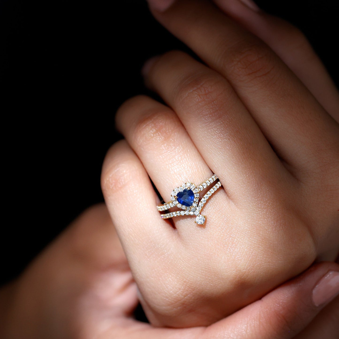 Real Heart Shape Blue Sapphire and Diamond Halo Wedding Ring Set