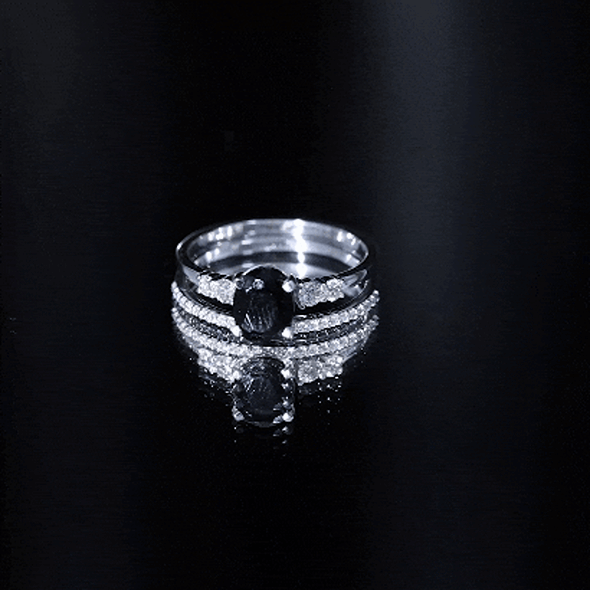 Natural 0.6 Carat Oval Shape Black Spinel Wedding Ring Set with Diamond